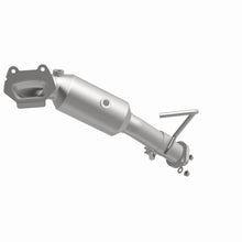 Charger l&#39;image dans la galerie, MagnaFlow Conv Direct Fit OEM 12-17 Jeep Wrangler 3.6L Underbody